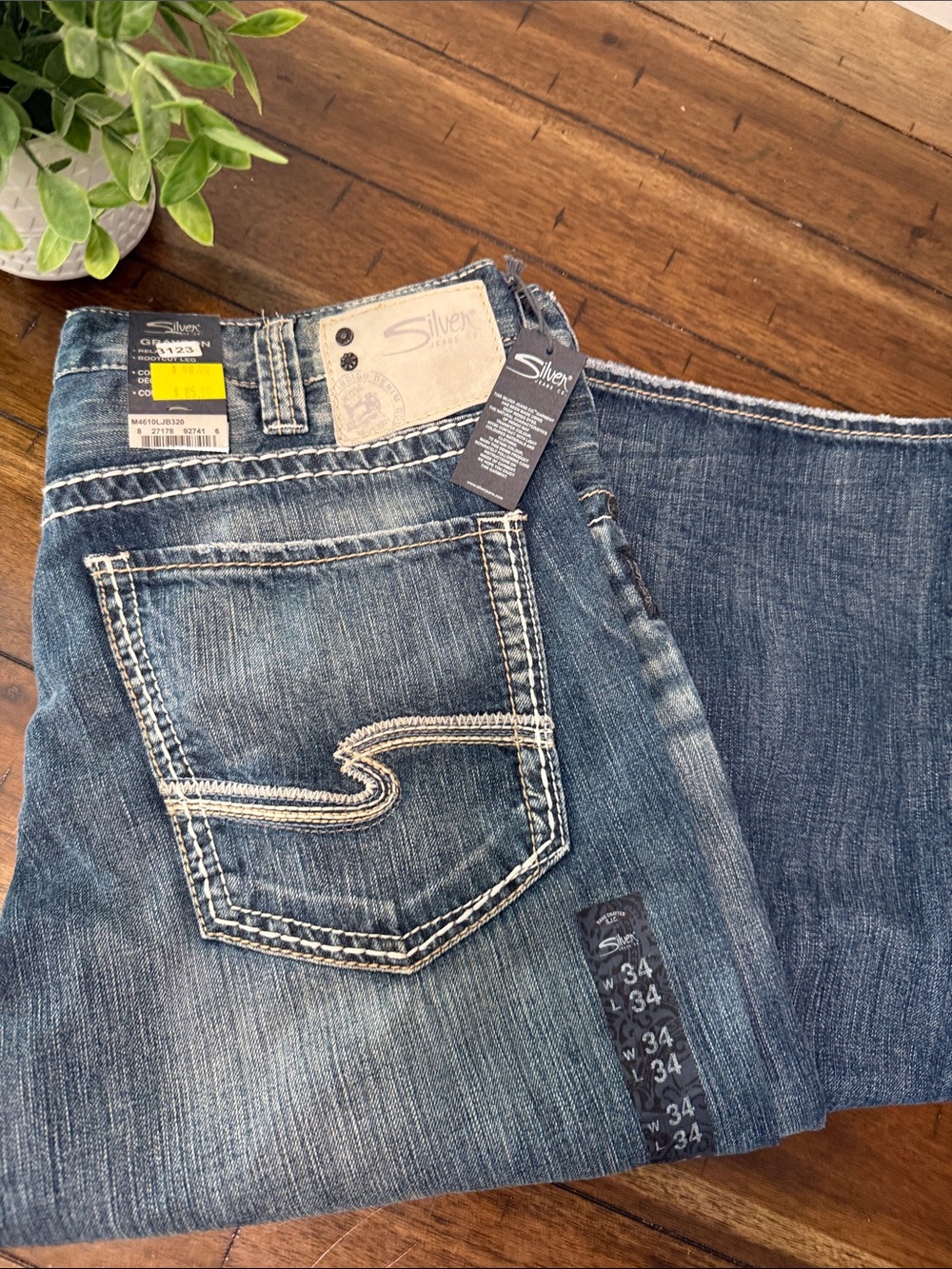 Silver Jeans Women's Boot Cut 34/34 Medium Blue Denim Jeans